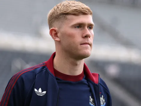 Na lista do United, Hall está nos planos do Newcastle