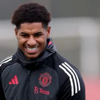 Marcus Rashford deve permanecer no Manchester United