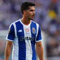 André Silva volta a marcar pelo Porto contra o Alaverca