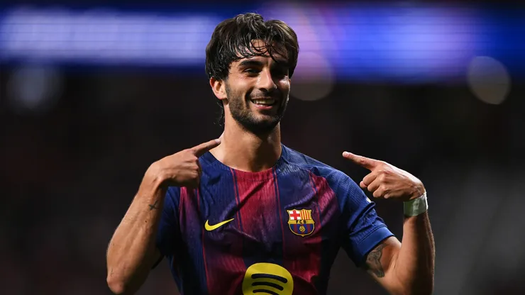 Ferran Torres, do FC Barcelona, ​​comemora o segundo gol de sua equipe durante a partida de volta das quartas de final da Liga dos Campeões da UEFA 2025/26 entre Club Atlético de Madrid e FC Barcelona, ​​no Estádio Air Metropolitano de Riade, em Madri, Espanha, em 14 de abril de 2026. (Foto de Denis Doyle/Getty Images)