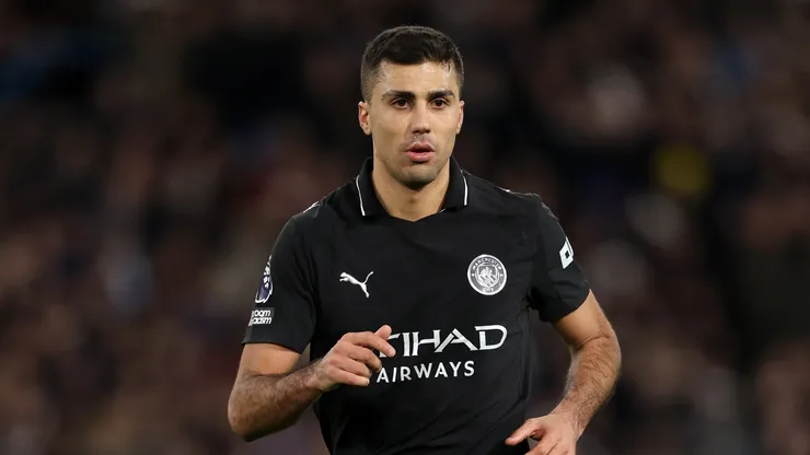 Rodri, do Manchester City, durante a partida da Premier League entre Leeds United e Manchester City em Elland Road, em 28 de fevereiro de 2026, em Leeds, Inglaterra. (Foto de Justin Setterfield/Getty Images)