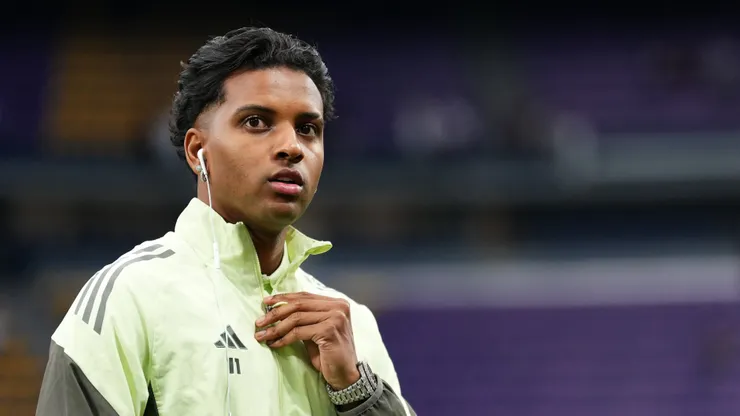 Rodrygo of Real Madrid looks on as he inspects the pitch prior to the LaLiga EA Sports match between Real Madrid CF and FC Barcelona at Estadio Santiago Bernabeu on October 26, 2025 in Madrid, Spain.