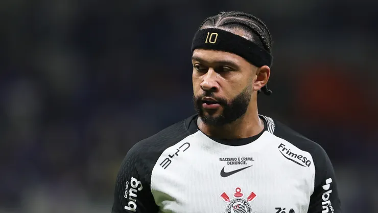 Memphis Depay jogador do Corinthians durante partida contra o Cruzeiro no estádio Mineirão pelo campeonato Brasileiro A 2026. Foto: Gilson Lobo/AGIF