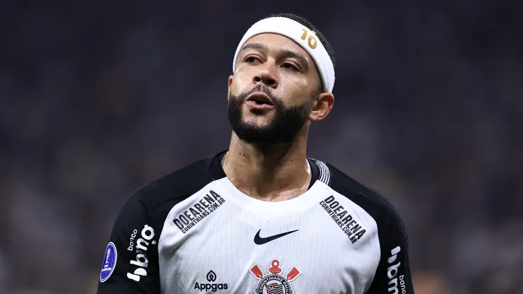 Memphis Depay, atacante ex-Corinthians. (Foto: Marcello Zambrana/AGIF)