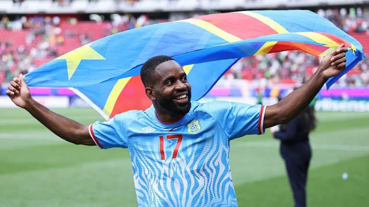 Bakambu não assina com o Internacional. Simon Barber/Getty Images.