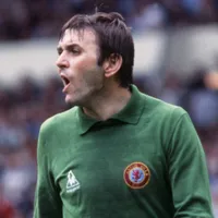 Morre Jimmy Rimmer, campeão europeu, aos 78 anos