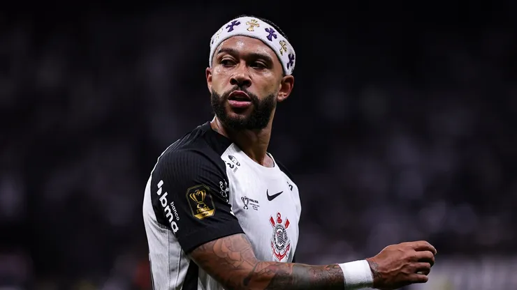 Memphis Depay jogador do Corinthians durante partida contra o Vasco no estádio Arena Corinthians pelo campeonato Copa Do Brasil 2025. Foto: Fabio Giannelli/AGIF