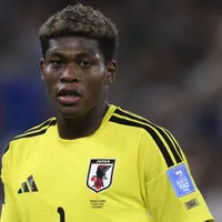 Aston Villa entra forte na corrida por Zion Suzuki
