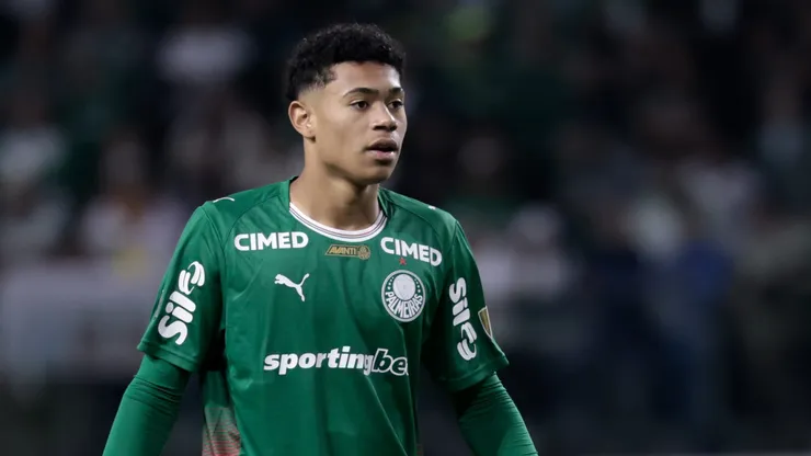Shakhtar demonstrou interesse em Luis Pacheco, do Palmeiras.