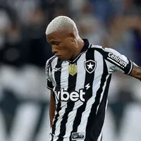 Newcastle monitora Danilo, mas técnico vê entrave no negócio