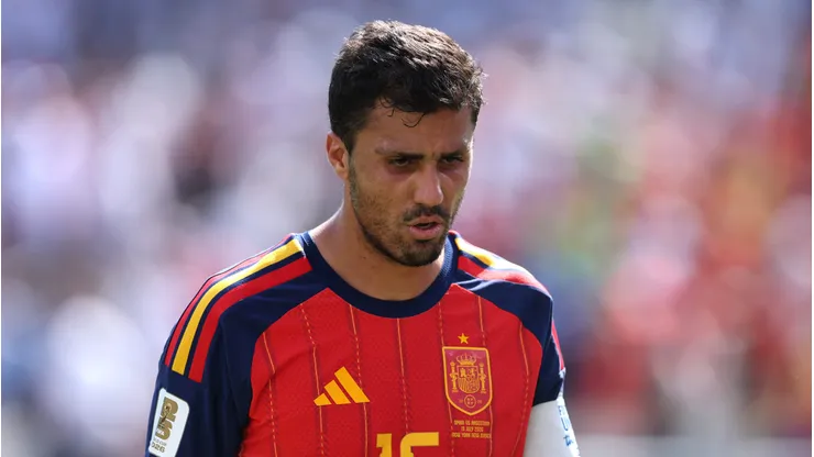 Rodri fechou com o Barcelona.