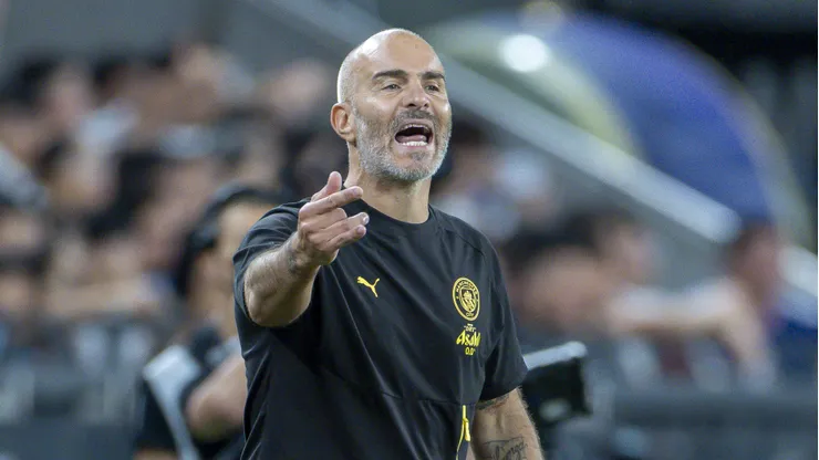 Enzo Maresca é o técnico do Manchester City - Foto: Yu Chun Christopher Wong/Eurasia Sport Images/Getty Images.