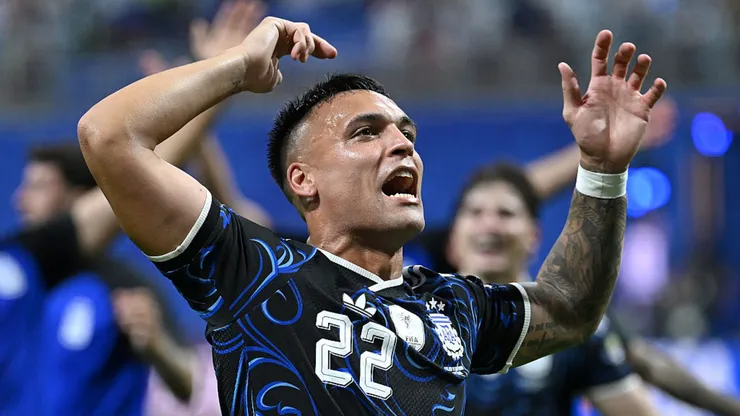 Lautaro Martínez esteve na mira do Barcelona. Shaun Botterill/Getty Images.