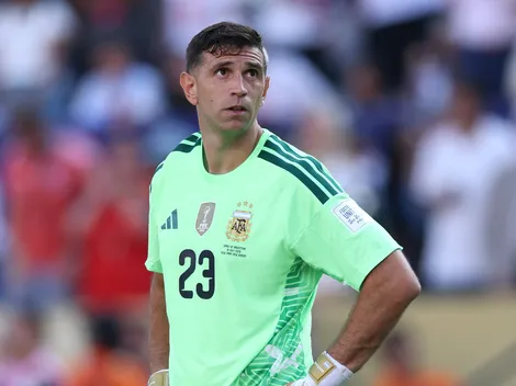 Dibu Martínez pode trocar Aston Villa pelo Tottenham