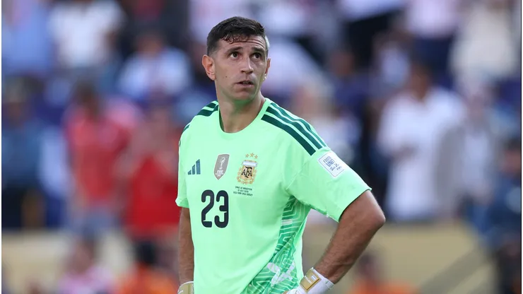 Emiliano Martínez durante a final da Copa do Mundo 2026 entre a Espanha (vencedora) e a Argentina. (Photo by Justin Setterfield/Getty Images)