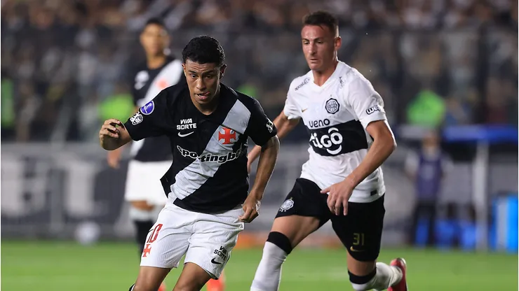 Vasco x Olimpia se enfrentam na Sul-Americana.
