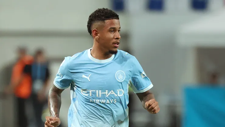 Savinho, do Manchester City, em ação durante o amistoso de pré-temporada entre o Manchester City e o Team K League no Estádio da Copa do Mundo de Seul, em 5 de agosto de 2026, em Seul, Coreia do Sul. (Foto de Chung Sung-Jun/Getty Images)