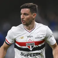 Cédric Soares preocupa o São Paulo após destaque na Europa