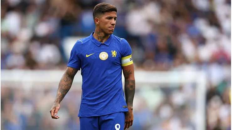 Enzo Fernández fica no Chelsea. Ryan Pierse/Getty Images.