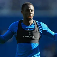 Liverpool avança por Minteh e mantém Barcola na mira