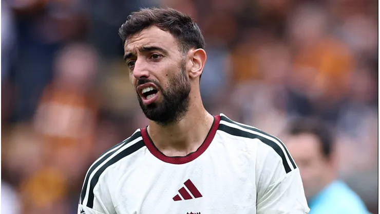 Bruno Fernandes teve atuação ruim na estreia no Manchester United.