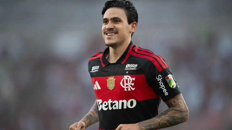 Pedro jogador do Flamengo comemora gol durante partida contra o Coritiba no estadio Maracana pelo campeonato Brasileiro A 2026.