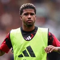 Estreia de Andrey Santos divide opiniões no Manchester United