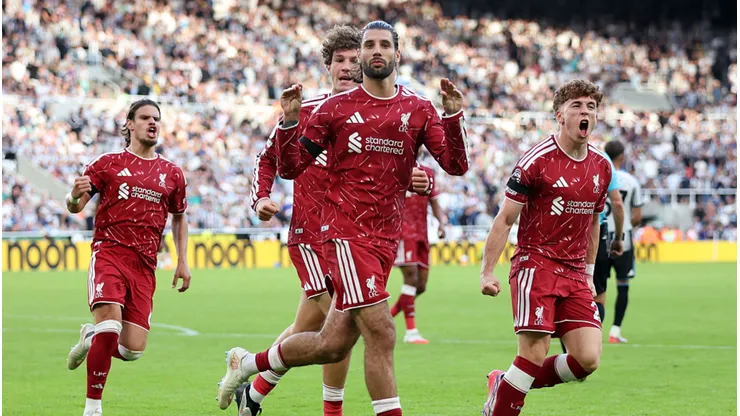 Szoboslai empata para o Liverpool. George Wood/Getty Images.