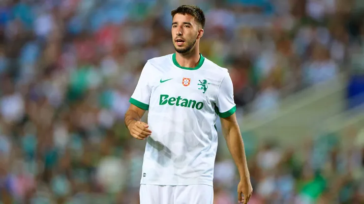 Gonçalo Inacio of Sporting CP looks on during the pre-season friendly match between Sunderland and Sporting CP at Estadio Algarve on July 21, 2025 in Faro, Portugal.