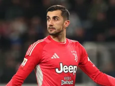 Perin deixa a Juventus e acerta com o Palermo