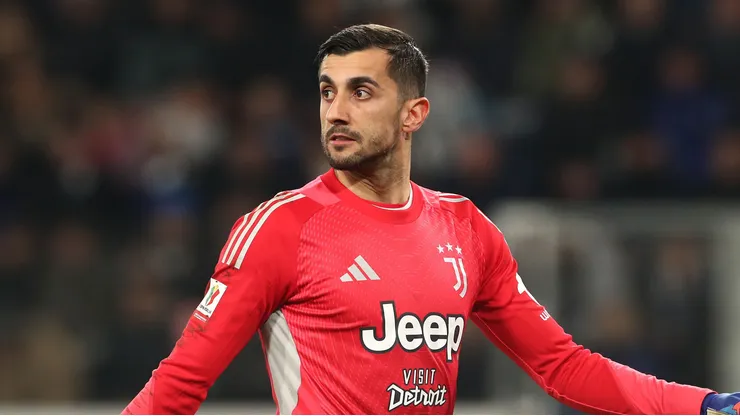 Mattia Perin, da Juventus, observa a partida da Copa da Itália entre Atalanta e Juventus. (Photo by Marco Luzzani/Getty Images)