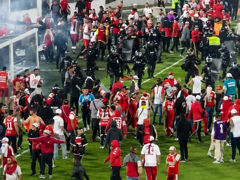 Violência interrompe clássico pela Copa da Alemanha