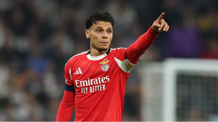 Richard Ríos pode deixar o Benfica.
