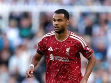 Manchester City tenta chapéu no Tottenham por Cody Gakpo