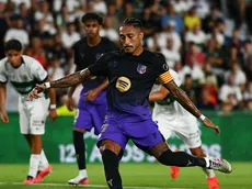 5 brasileiros que brilharam no futebol internacional