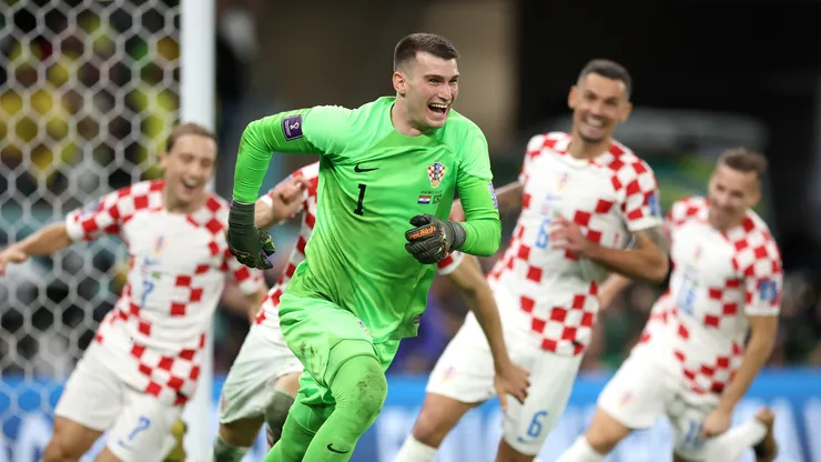 Dominik Livaković contra a Seleção Brasileira. (Foto: Alex Grimm/Getty Images)