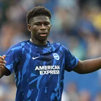 Como Carlos Baleba pode jogar no Manchester United
