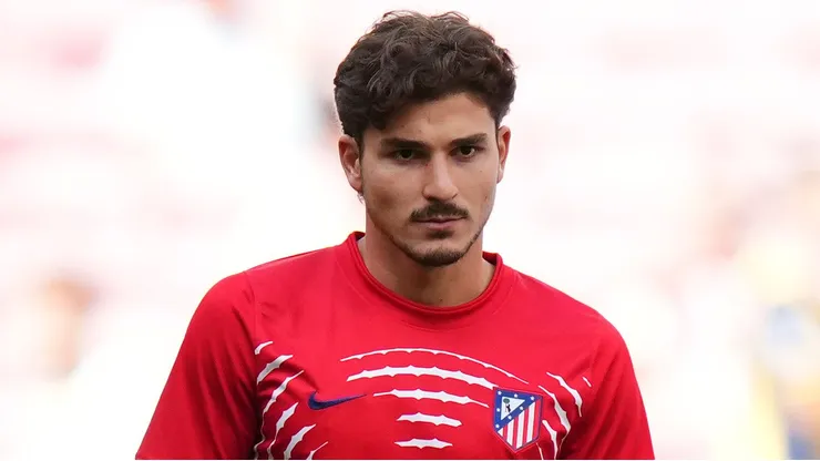 Julián Álvarez segue com futuro incerto no Atlético de Madrid.