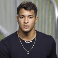 Marcos Leonardo é criticado por Ruud Gullit no Ajax