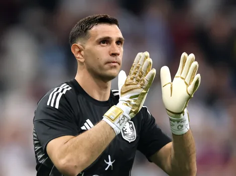 Dibu Martínez dá sinal verde para fechar com Chelsea