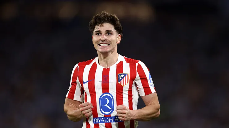 Julián Álvarez insiste no Barcelona. Fran Santiago/Getty Images,