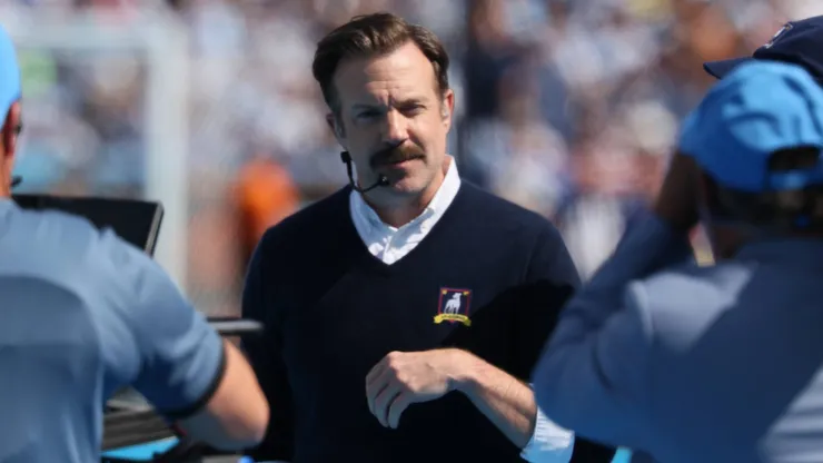 Jason Sudeikis em Ted Lasso - (Mike Coppola/Getty Images for Global Citizen)