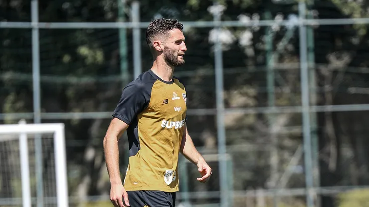 Domingos Duarte se destaca no São Paulo - Foto: Erico Leonan / São Paulo FC.