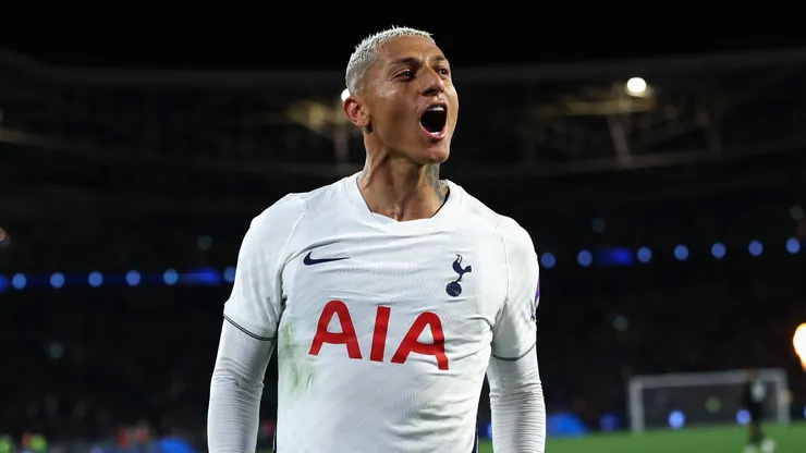 Richarlison em jogo do Tottenham. (Foto: Cameron Spencer/Getty Images)