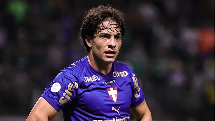 Giay é titular absoluto no Palmeiras.