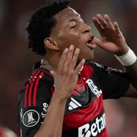 De Plata a Van Nistelrooy: Contratações que melaram após exames