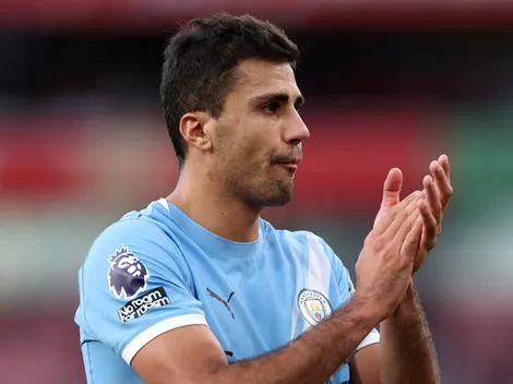 Manchester City investe R$ 2,2 bilhões no meio-campo