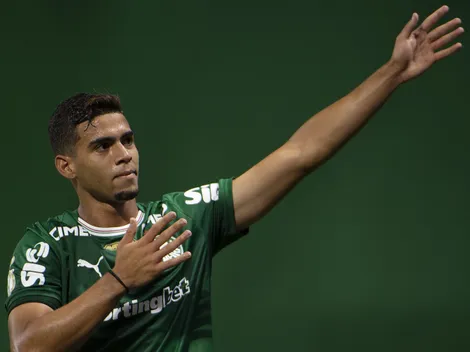 Palmeiras recusa duas propostas por Arthur