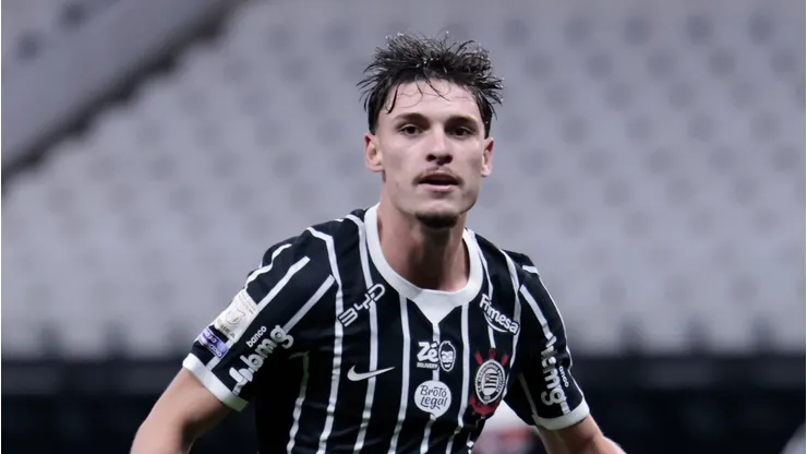 Breno Bidon pode ser negociado com o Besiktas.