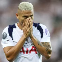 Tottenham corta Richarlison da lista de inscritos da Premier League